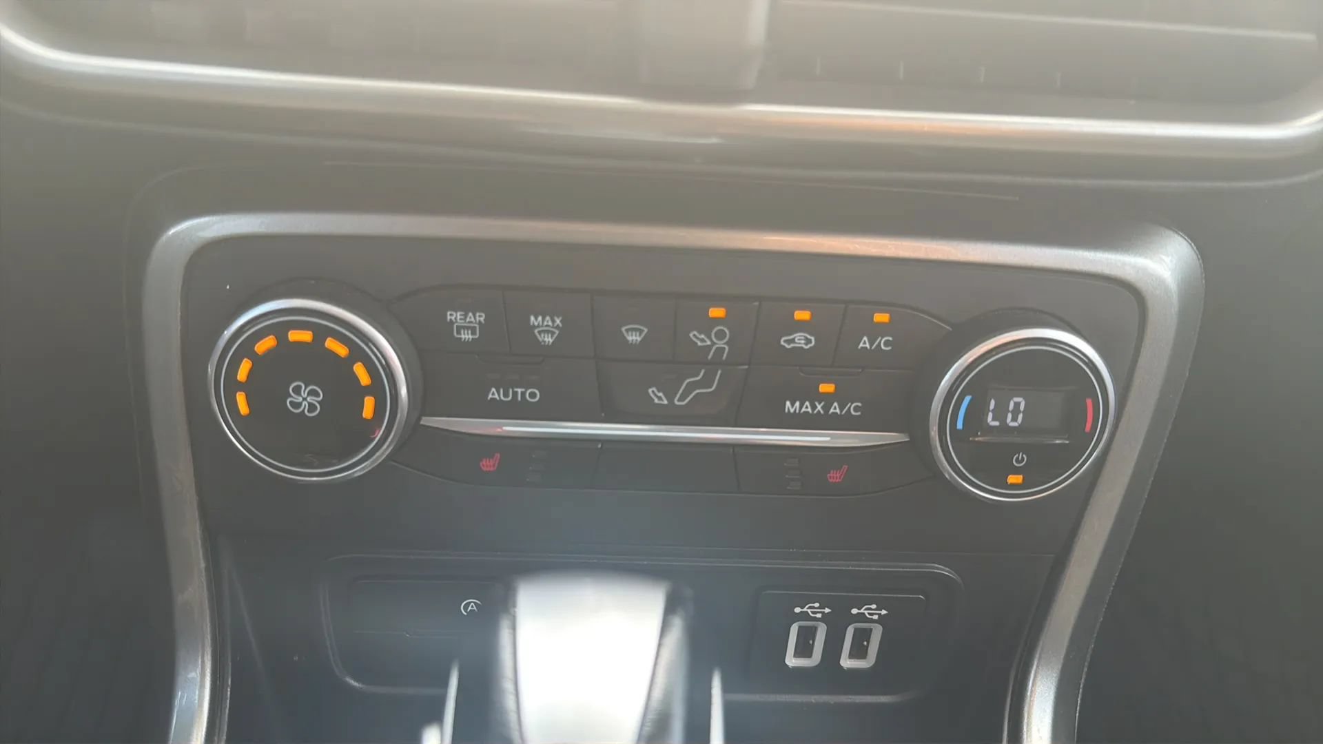 Used 2018 Ford EcoSport SE FWD image 13