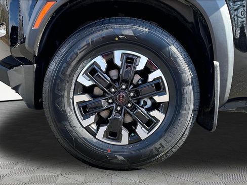Used 2023 Nissan Frontier Pro-X w/ Pro Convenience Package image 24