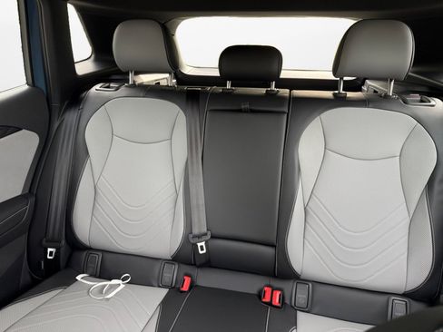 New 2026 Volkswagen Tiguan SE R-Line AWD/4WD image 12