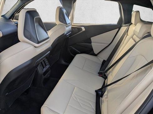 Certified 2025 BMW X3 xDrive30i w/ Convenience Package image 17