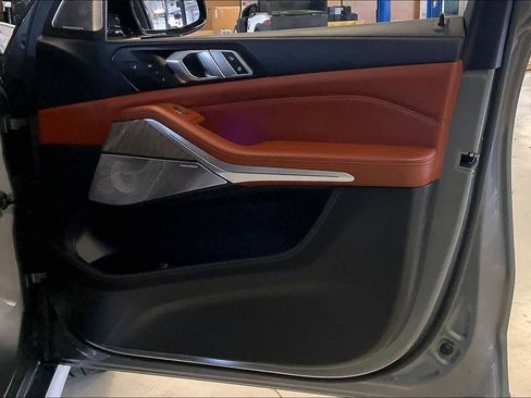 Used 2023 BMW X7 M60i w/ Executive Package image 21