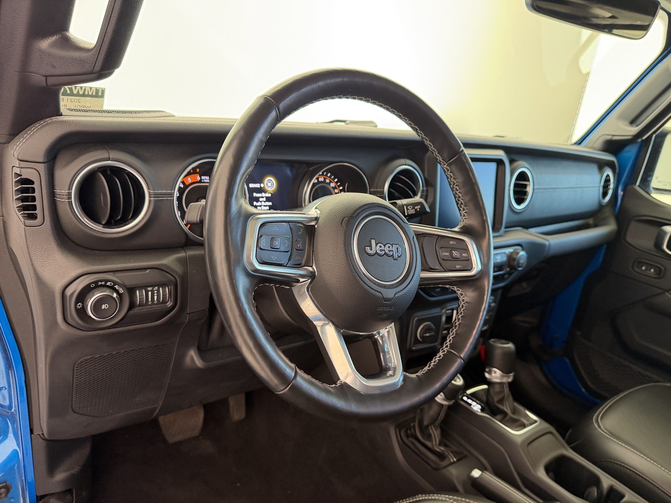 Used 2021 Jeep Wrangler Unlimited Sahara AWD/4WD image 4