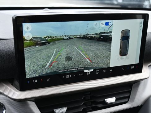 New 2026 Ford Explorer Active RWD image 23