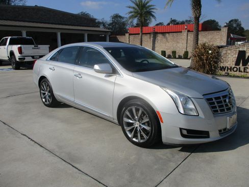 Used 2014 Cadillac XTS image 21