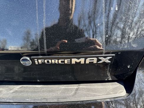 Used 2025 Toyota Sequoia SR5 image 32