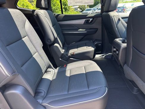 New 2026 Buick Enclave Sport Touring w/ Power Package FWD image 16