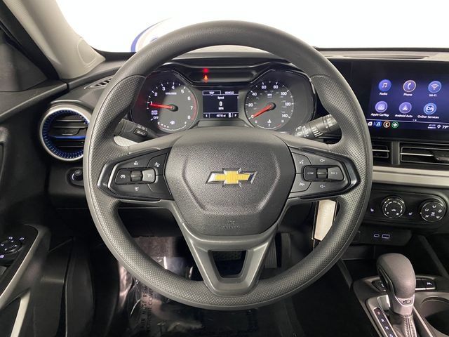 Certified 2024 Chevrolet Trax LS w/ LS Convenience Package FWD image 16
