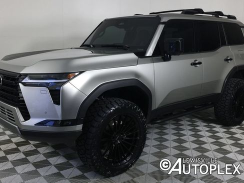 Used 2026 Lexus GX 550 AWD/4WD image 9