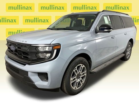 New 2026 Ford Expedition Max Active image 15