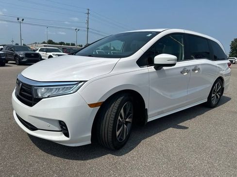 Used 2024 Honda Odyssey Touring image 32