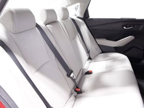 Certified 2025 Honda Accord LX image 18