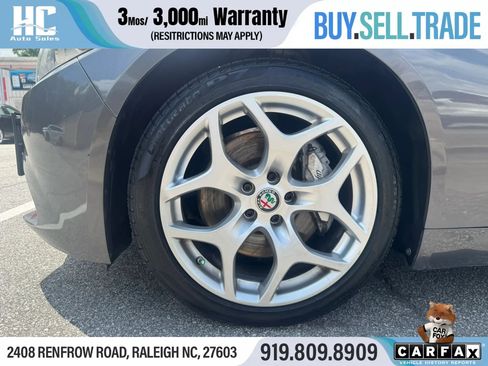 Used 2021 Alfa Romeo Giulia Ti AWD/4WD image 10