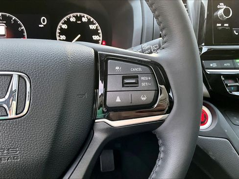 Certified 2026 Honda Odyssey EX-L image 58