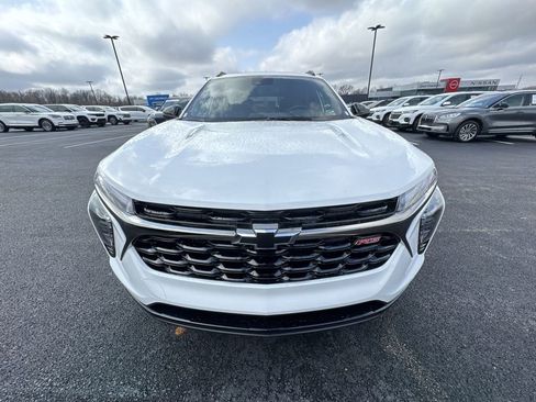 New 2026 Chevrolet Trax RS w/ Sunroof Package FWD image 27