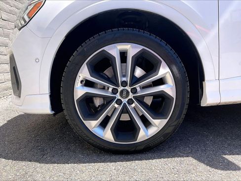 Used 2020 Audi Q3 2.0T Prestige AWD/4WD image 8