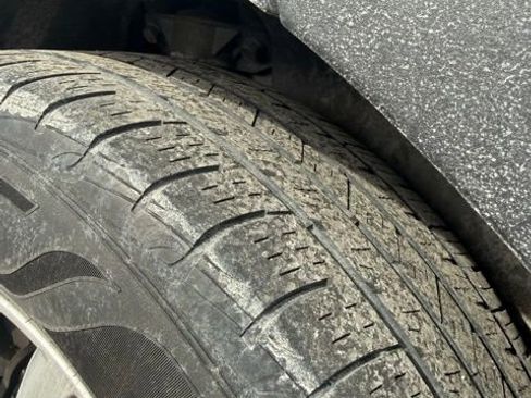 Used 2017 Kia Sorento LX w/ LX Convenience Package image 5