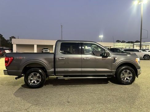 Certified 2022 Ford F150 XLT w/ Equipment Group 302A High image 8