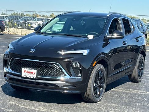 New 2026 Buick Encore GX Sport Touring image 4