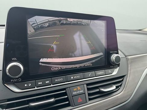 Used 2023 Nissan Altima 2.5 SV image 21