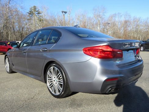 Used 2018 BMW M550i xDrive image 7