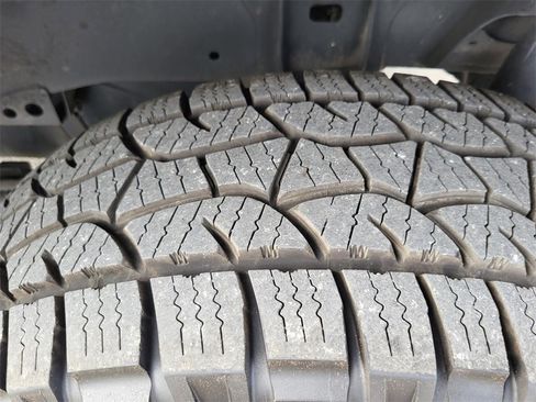 Used 2021 Toyota Tacoma SR5 image 31