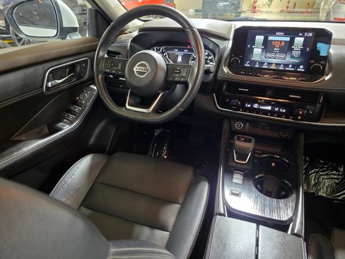 Used 2021 Nissan Rogue SL w/ Premium Package FWD image 19