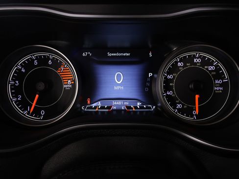 Used 2020 Jeep Cherokee Trailhawk w/ Cold Weather Group image 4