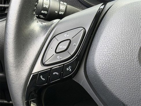 Certified 2021 Toyota C-HR Limited image 14