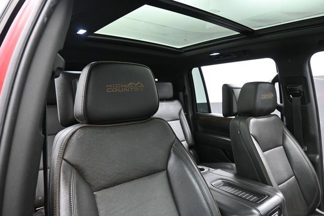 Used 2022 Chevrolet Suburban High Country AWD/4WD image 34