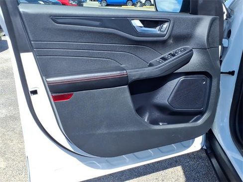 Used 2023 Ford Escape ST-Line image 20