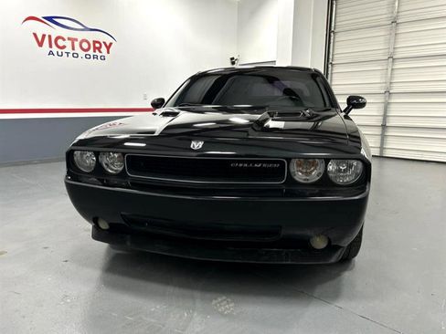 Used 2010 Dodge Challenger R/T image 1
