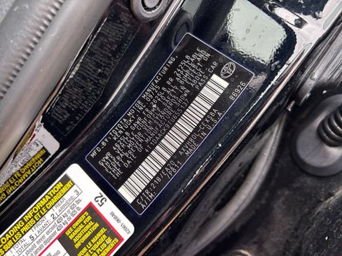 Used 2026 Toyota Camry SE FWD image 29