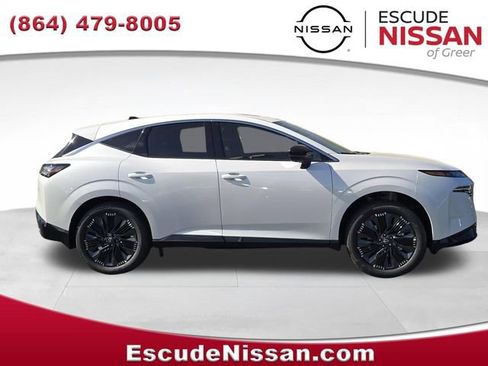 New 2026 Nissan Murano Platinum w/ Cargo Package AWD/4WD image 2