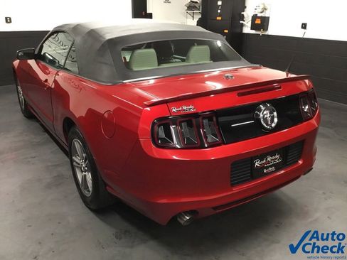 Used 2013 Ford Mustang Premium RWD image 18