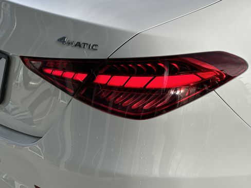 Certified 2025 Mercedes-Benz C 300 4MATIC Sedan image 32