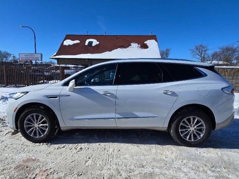 Used 2022 Buick Enclave Essence w/ Trailering Package, 5000 lbs. image 6