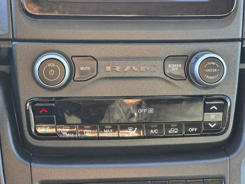 Used 2024 RAM ProMaster 1500 image 26