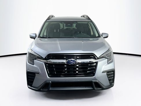 Used 2023 Subaru Ascent Premium w/ Convenience Package image 2