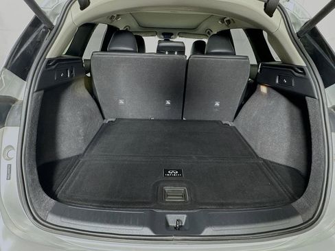 Used 2019 INFINITI QX50 Luxe w/ Navigation Package image 31