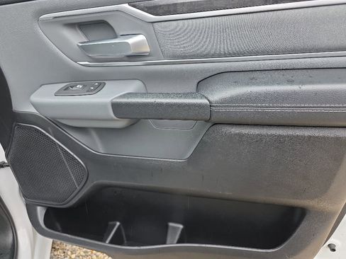 Used 2021 RAM 1500 Big Horn AWD/4WD image 18