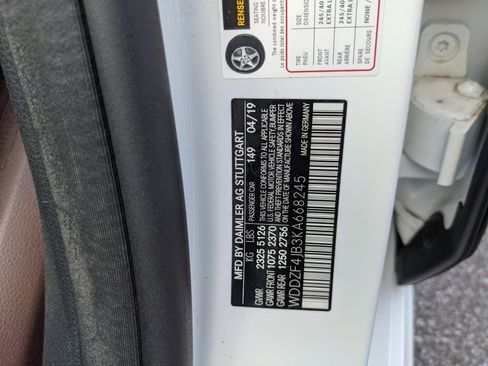 Used 2019 Mercedes-Benz E 300 image 37