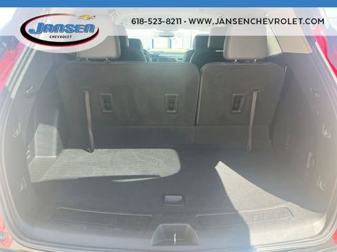 Used 2020 Buick Enclave Essence FWD image 25