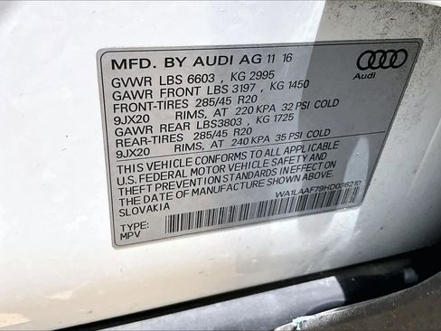 Used 2017 Audi Q7 3.0T Premium Plus AWD/4WD image 37