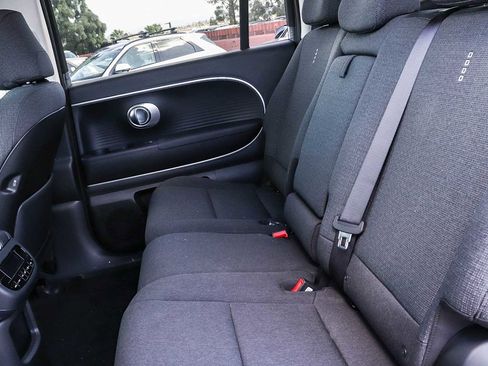 New 2026 Hyundai Ioniq 9 SE image 20