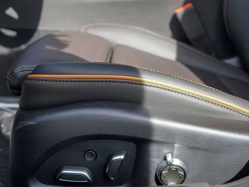 New 2026 Cadillac CT4 V image 18