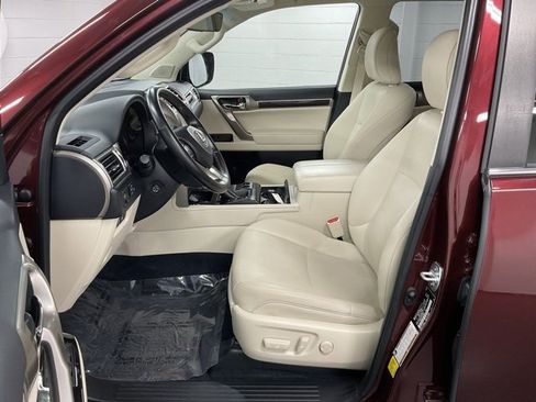 Used 2020 Lexus GX 460 460 image 24