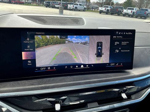 Used 2025 BMW X7 xDrive40i image 20