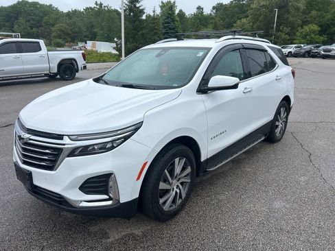 Used 2023 Chevrolet Equinox Premier w/ LPO, 'HIT The Road' Package AWD/4WD image 3