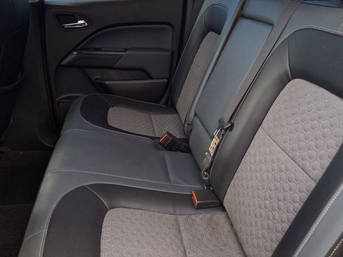 Used 2015 Chevrolet Colorado Z71 w/ LPO, Gearon Bar Package image 11