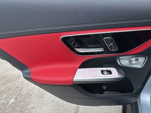 Used 2024 Mercedes-Benz GLC 43 AMG 4MATIC image 16